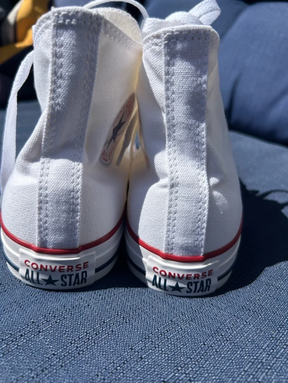 CONVERSE CTAS Chuck Taylor All Star Hi Sneaker M6 W8 WIDE WIDTH Optic NIB - Picture 9 of 12